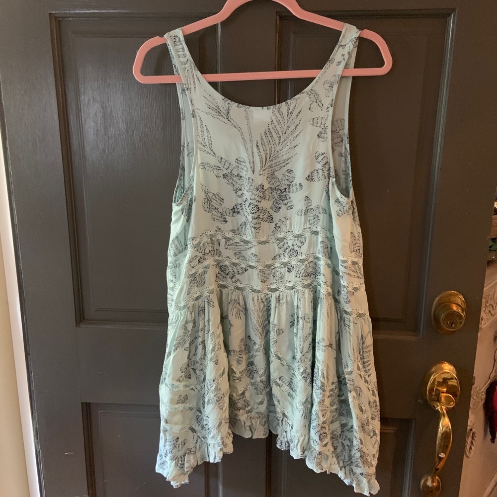 Free People - Picture 2 of 3